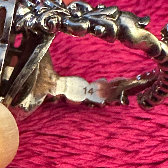 WOW Authentic Gucci Cocktail Ring - Picture 14 of 16